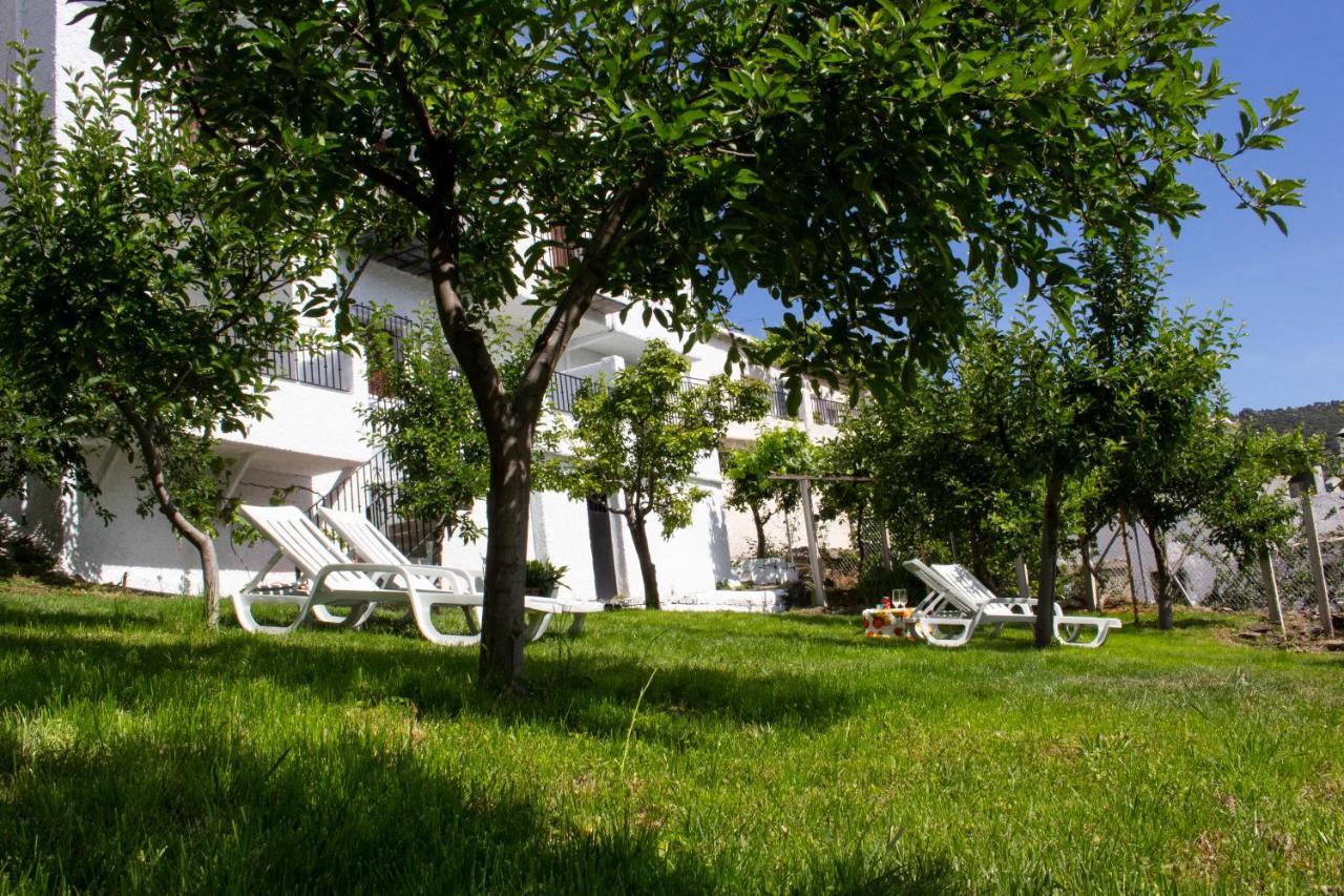 Puerta Bubion Apartamentos Εξωτερικό φωτογραφία