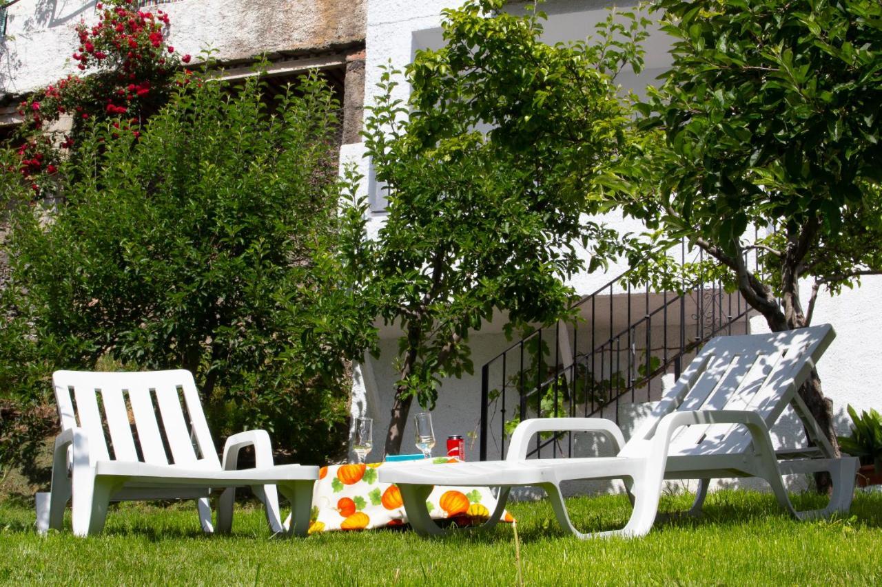 Puerta Bubion Apartamentos Εξωτερικό φωτογραφία