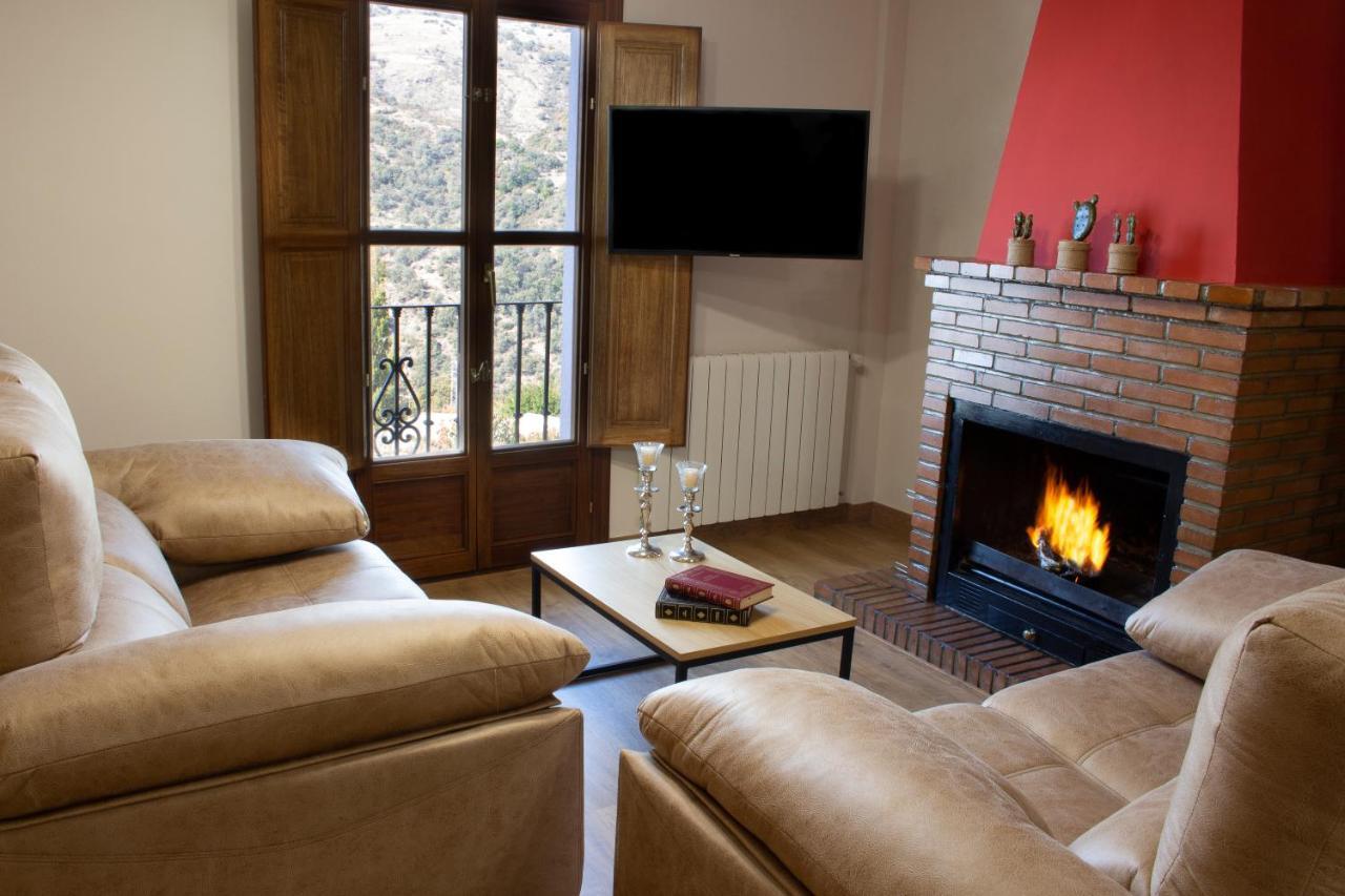 Puerta Bubion Apartamentos Εξωτερικό φωτογραφία